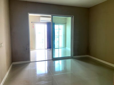 Condos for sale : ✨ Condo for Sale: Metro Park Sathorn Phase 2-2 ✨ Unfurnished, good condition, ready to transfer ownership. **Near BTS Wutthakat 🚆