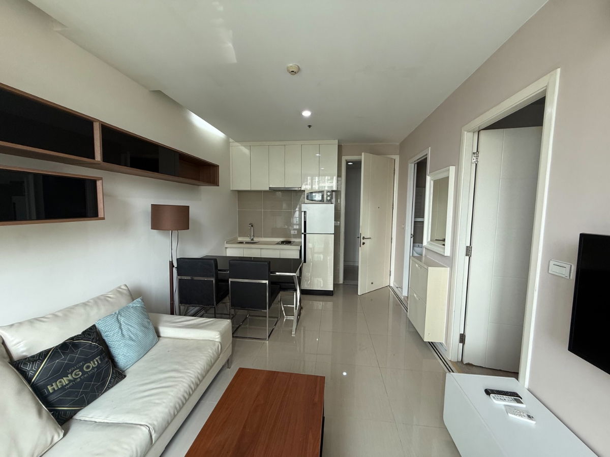 รูป ให้เช่า ✨ T.C. Green ✨  เฟอร์นิเจอร์ และ เครื่องใช้ไฟฟ้าครบ ใกล้ MRT พระราม 9 - รูปที่ 8/10