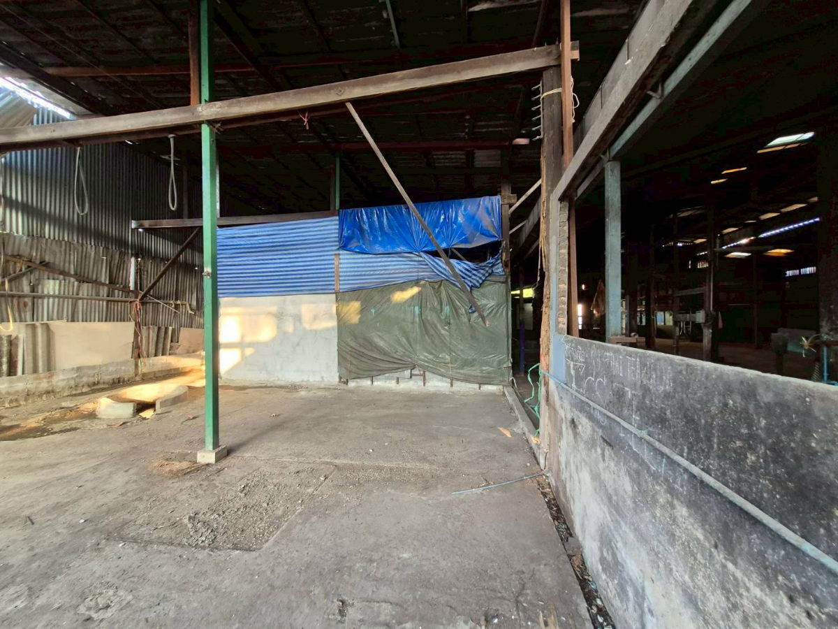 picture Rent Factory area 1 Rai, Purple Area, at Soi Petchkasem 41 - 5/5