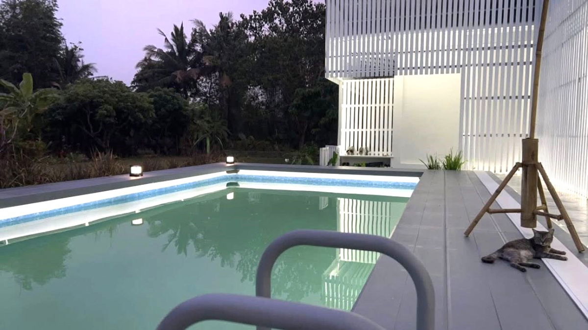 รูป ให้เช่า Pool Villa ชั้นเดียว ท่ามกลางธรรมชาติ มี 2 ห้องนอน 2 ห้องน้ำ 1 ห้องครัว 6 ที่จอดรถ - รูปที่ 2/12