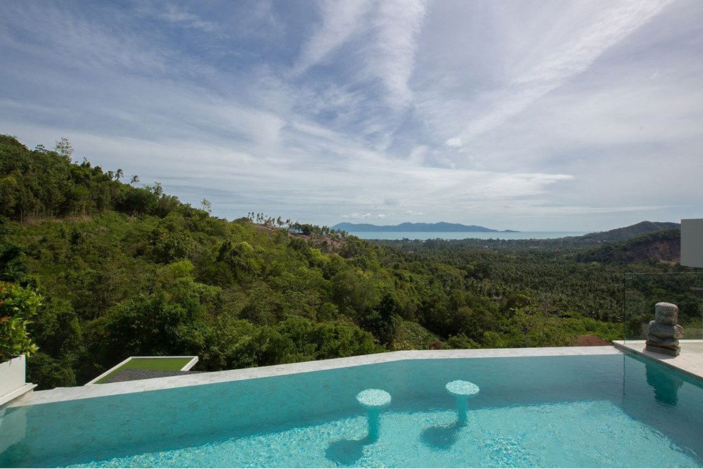 รูป [920121057-171] STUNNING 3-BEDROOM SEAVIEW VILLA FOR RENT - รูปที่ 1/42