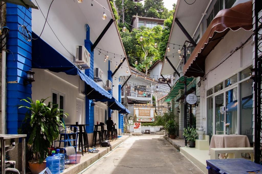 รูป เซ้งกิจการโฮสเทล เกาะพีพี – หาดโละดาลัม |กิจการดำเนินอยู่ มีบุ๊กกิ้งล่วงหน้า - รูปที่ 4/7