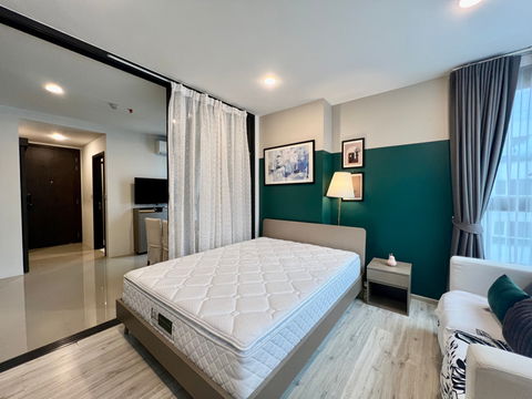 XT Huaikhwang (1Bed 1Bath) Full furnished 30 Sqm. Rent 16,000/month▫️Line: @sanhaproperty📲095-6922871