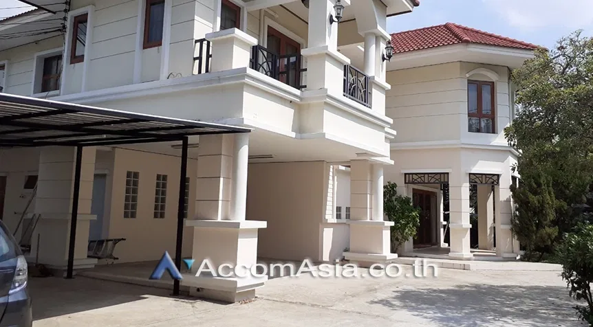 picture 🔼🔽 AccomA 📩  5 BR House in Chong Nonsi (1710845) - 12/15