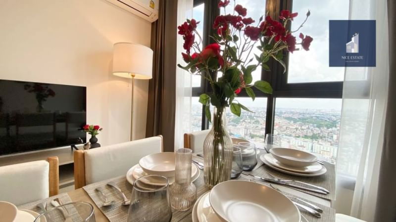 picture XT Huaikhwang 75m. MRT Huaikhwang Rare 1Bedroom with walk-in closet on High floor  - 4/12