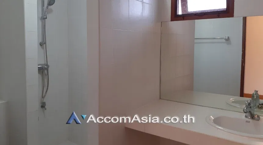 picture 🔼🔽 AccomA 📩  5 BR House in Chong Nonsi (1710845) - 9/15