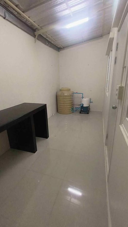 รูป ขายทาวน์โฮม 2 ชั้น หมู่บ้าน โกลเด้น ทาวน์ 2 ลาดพร้าว-เกษตรนวมินทร์ 20 ตารางวา - รูปที่ 5/8