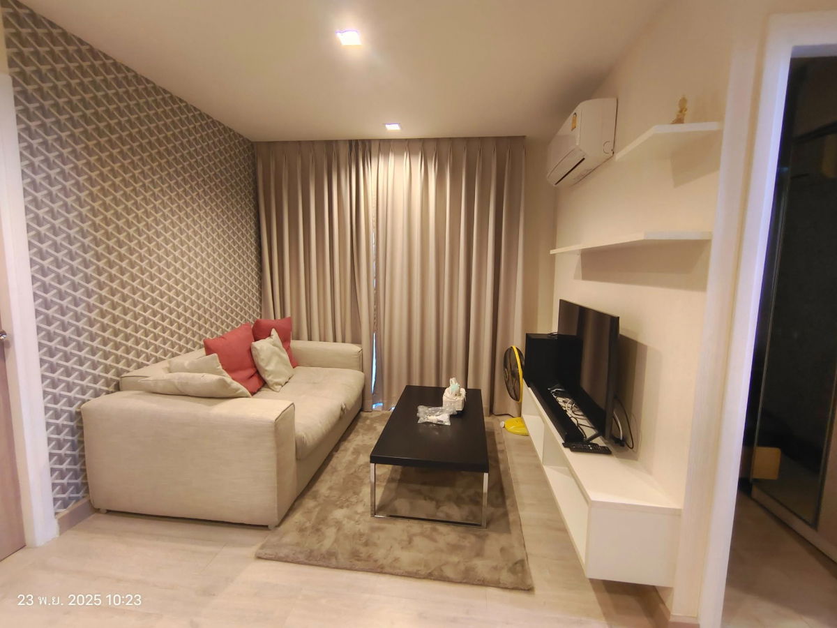 รูป ให้เช่าคอนโดมิเนียม   2 ห้องนอน   2 ห้องน้ำ    1 ห้องครัว  1  ที่จอดรถ - รูปที่ 1/11