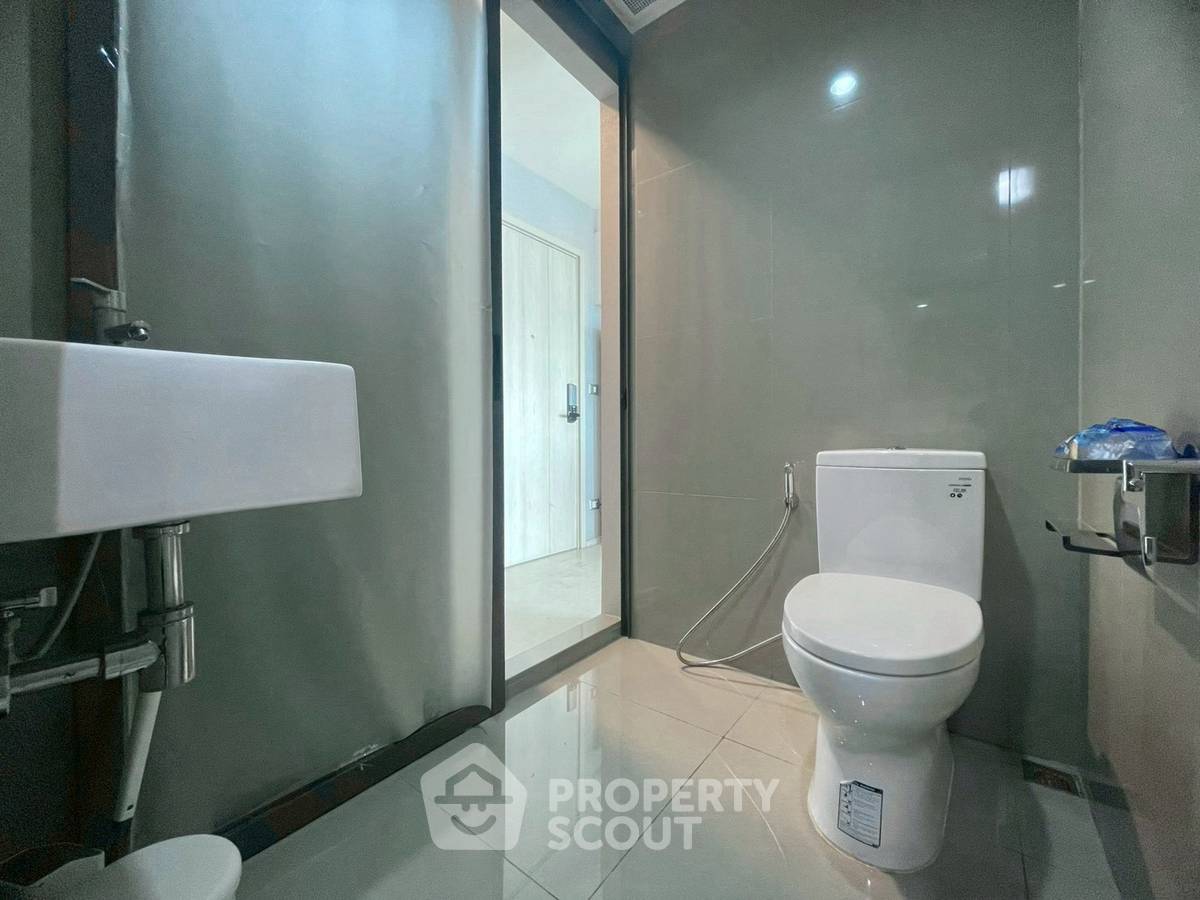 รูป คอนโด 1-ห้องนอน ที่ ริทึ่ม สุขุมวิท42 ใกล้ BTS เอกมัย (ID 2488257) - รูปที่ 9/11