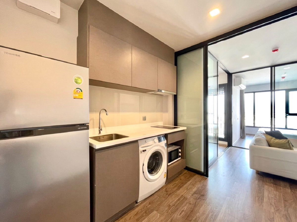 picture  Life Ladprao                     Valley  - 2/13