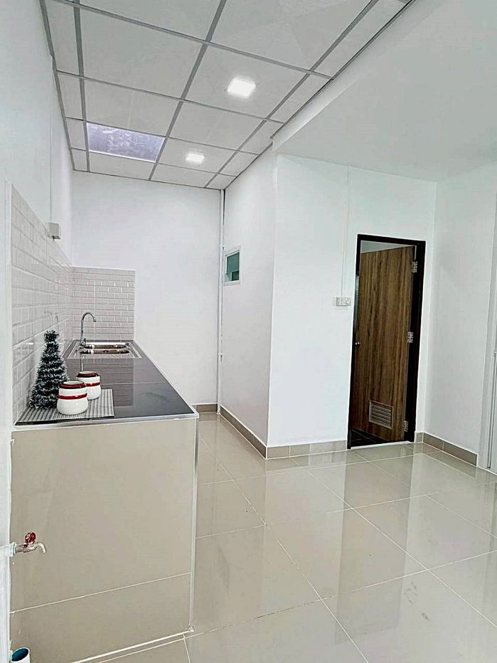 รูป บ้านสวย หลังมุม ทำเลในเมืองนนทบุรี  ใกล้บิ๊กซี ติวานนท์ ใกล้ท่าน้ำนนท์ ใกล้กระทรวงสาธาณสุข  ใกล้ MRT สายสีม่วง - รูปที่ 7/17