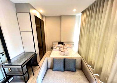 คอนโดให้เช่า : The Room Phayathai 27 sq.m. Please add LINE ID @806qphgn o8415o5483