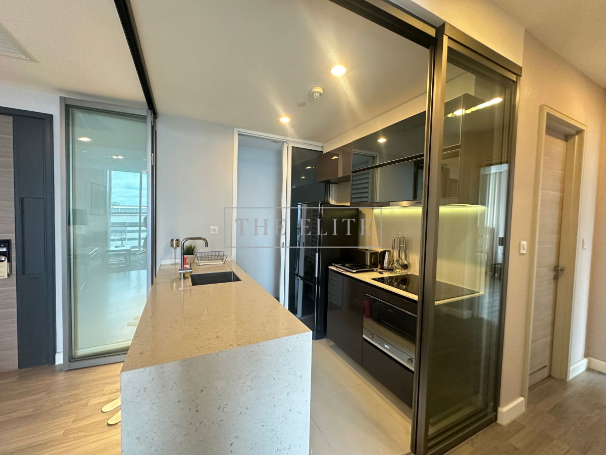 รูป ✨ โอเอซิสใจกลางเมือง The Room สาทร-ถนนปั้น คอนโดหรู บรรยากาศเงียบสงบ เป็นส่วนตัว 🌿 - รูปที่ 9/23