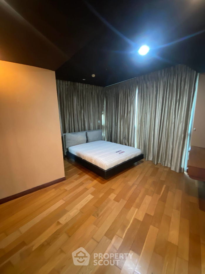 รูป คอนโด 3-ห้องนอน ที่ เดอะ ริเวอร์ คอนโดมิเนียม ใกล้ BTS สะพานตากสิน (ID 2095569) - รูปที่ 5/8