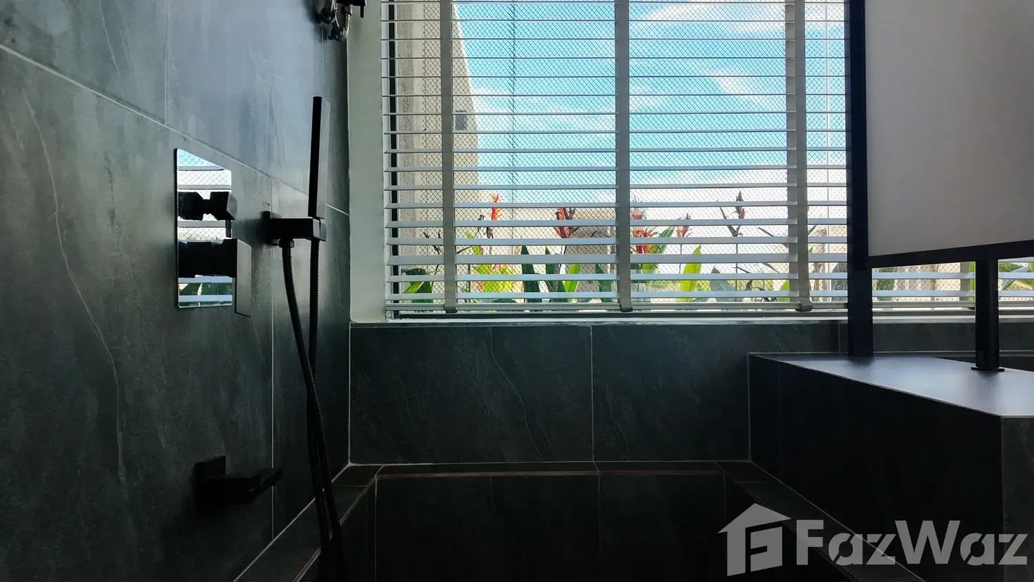 picture Exclusive Prime Investment Opportunity 5728803 - 15/21