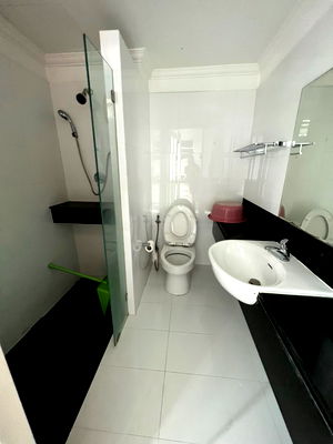 Condos for rent Silom and Sathorn Road : Condo for rent, Flawless Sathorn Soi 15, 26 sq m, 8,500 baht. 0958195559