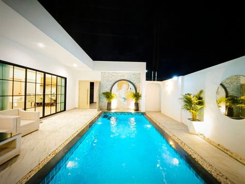 Modern Nordic Design Pool Villa near the Dolphin Show and the express way 3beds 4baths