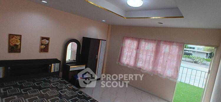 รูป ทาวน์เฮ้าส์ 5-ห้องนอน ใน บางรักพัฒนา (ID 2430784) - รูปที่ 6/15