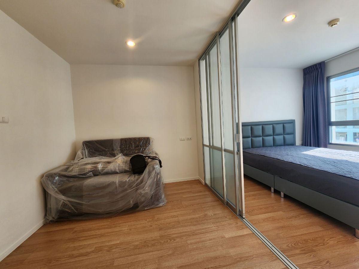 รูป ให้เช่าคอนโดลุมพินีอ่อนนุชพัฒนาการ ตึก B1 ชั้น 5 ห้องมุม ห้องไม่เคยปล่อยเช่า - รูปที่ 1/12