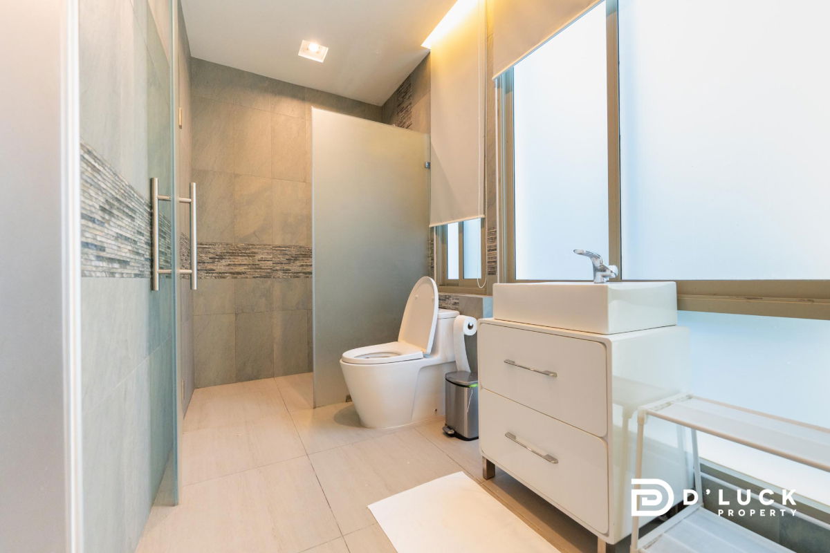 รูป เดอะ แซงชัวรี วงศ์อมาตย์ คอนโดหรูพัทยาติดทะเล ให้เช่า 2 ห้องนอน พื้นที่ใช้สอยกว้างขวาง ห้องติดสระ พร้อมลิฟต์ส่วนตัว - รูปที่ 33/50