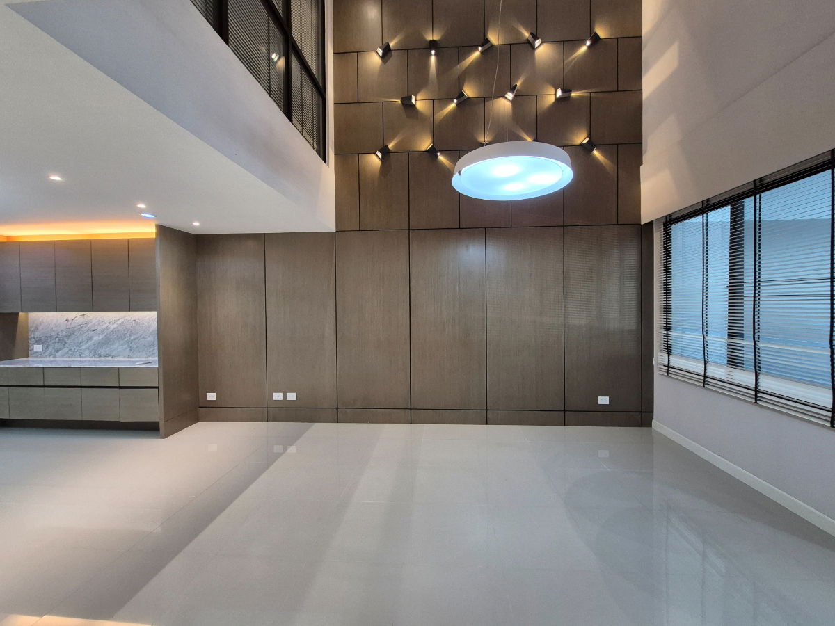 picture Modern Luxury TownHome⭐3 Bedroom⭐Krungthep Kreetha Road  - 4/36