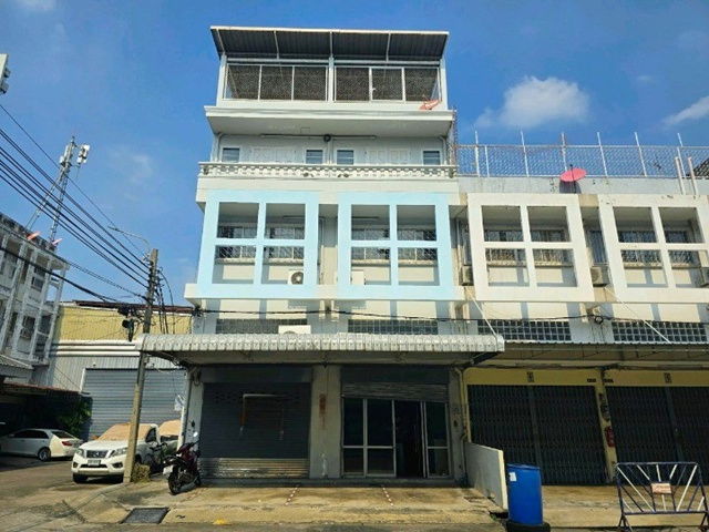 รูป BTS สะพานตากสิน 2.6 กม. นานาชาติคิงส์คอลเลจ 2.6 กม.ขาย-ให้เช่าอาคารพาณิชย์ 3.5 ชั้น2 คูหา+โกดัง 2 ชั้นหลังมุม 674 ตร.ม - รูปที่ 2/8