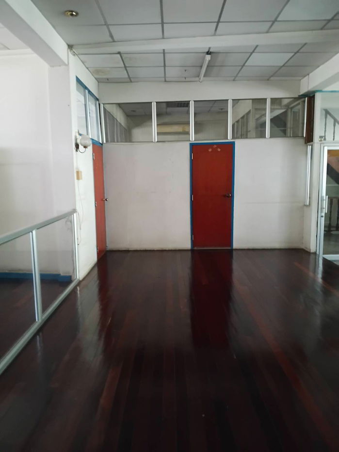 รูป ตึกแถว 3 คูหาอยู่ติดถนนเพชรเกษมทำเลดีขนาดใหญ่ - รูปที่ 8/10