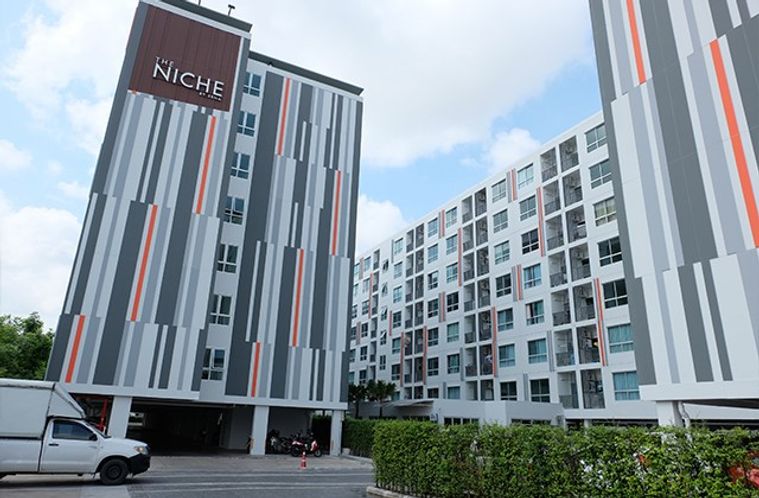 ให้เช่าที่จอดรถ 1 คัน คอนโด นิช ไอดี พระราม 2 (เฟส 1)