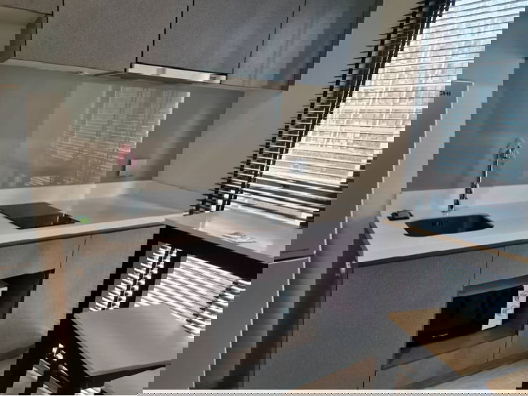 รูป ให้เช่า ริธึ่ม อโศก 2 ห้องมุม 1 นอน  เครื่องใช้ไฟฟ้าครบพร้อมอยู่  - รูปที่ 4/10