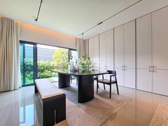 4-bed townhouse for sale, 230 sqm, 37.2 sq wah, Baan Klang Muang The Edition Pinklao - Boromarajonani 2