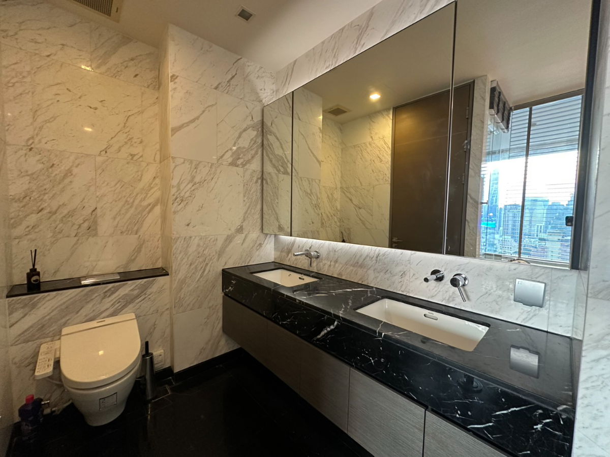 รูป ปล่อยเช่า Saladaeng One ราคา 80,000 บาท - รูปที่ 21/26