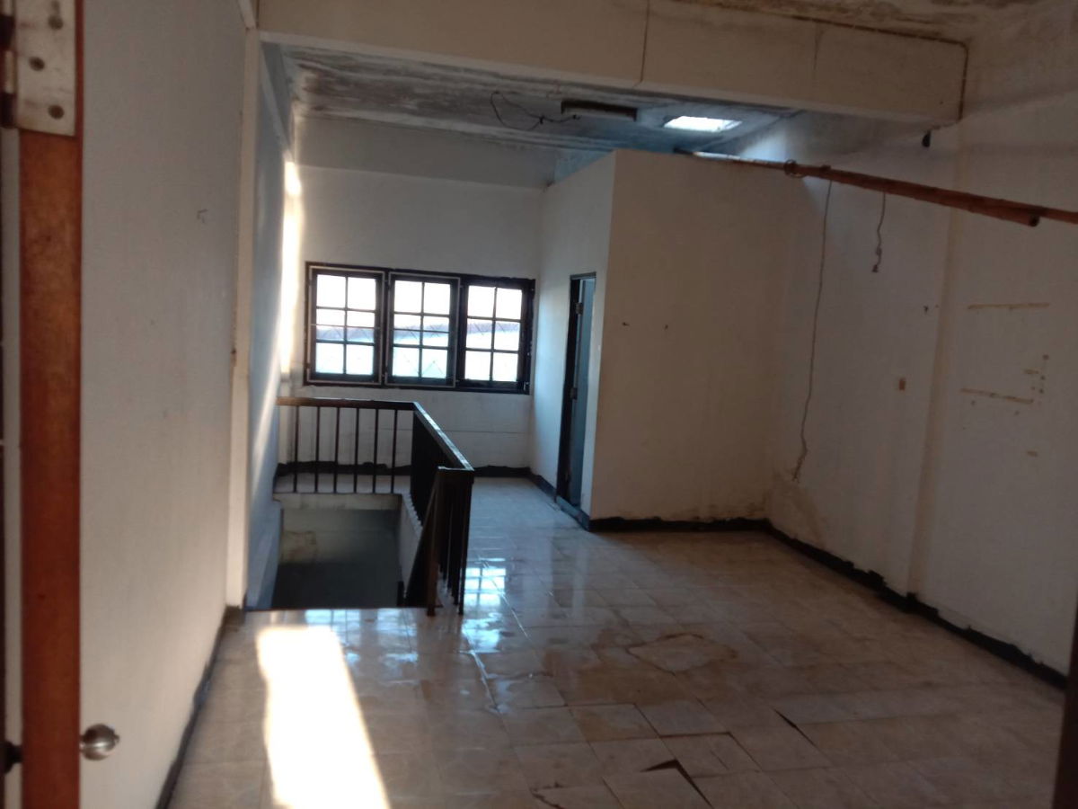 รูป อาคารพาณิชย์2ชั้นครึ่ง ทำเลดี ย่านมหาชัย สมุทรสาคร  เหมาะทำธุรกิจ  - รูปที่ 15/22