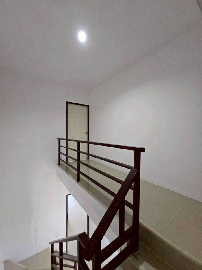 รูป ให้เข่าทาวน์โฮม 3 ชั้น 5 นอน ม.สุขสรรค์วิลล่า ใกล้ ม.บูรพา บางแสน ชลบุรี - รูปที่ 19/20