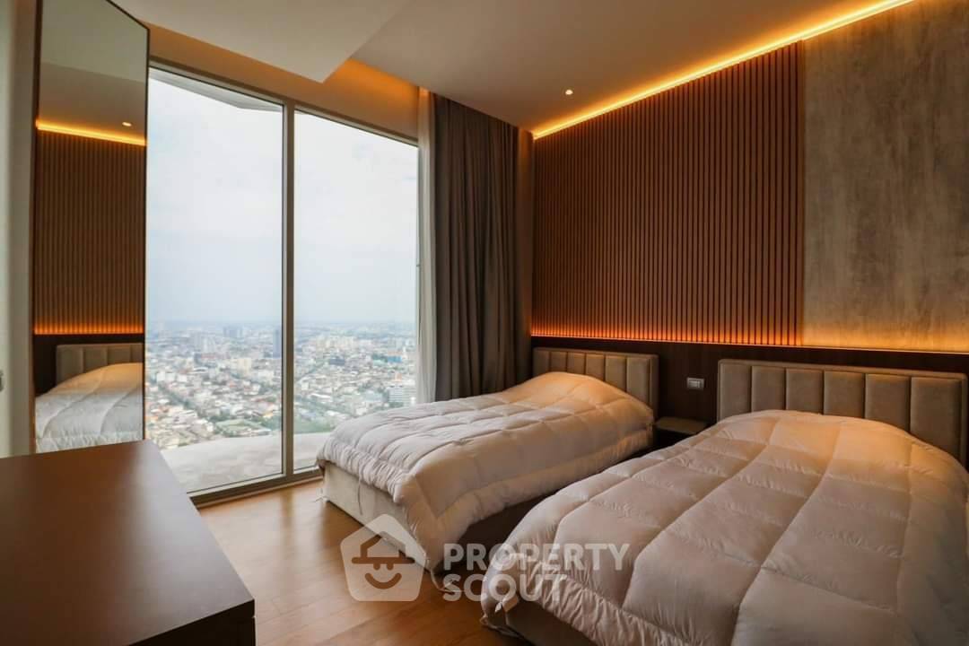 รูป คอนโด 2-ห้องนอน ที่ แมกโนเลียส์ วอเตอร์ฟรอนท์ เรสซิเดนซ์ ใกล้ BTS สะพานตากสิน (ID 1469098) - รูปที่ 4/11