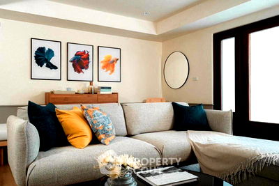 Condos for sale Siriraj Hospital : 2-BR Condo at The Old Siam Residence near MRT Sam Yot (ID 1959815)