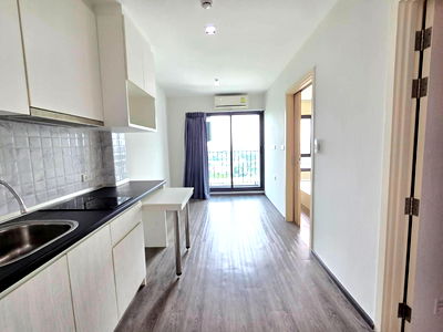 ขายคอนโด : ขายคอนโด Rich Park @ Triple Station ชั้น 30 ใกล้ MRT หัวหมาก ราคา 2.69 ล้าน