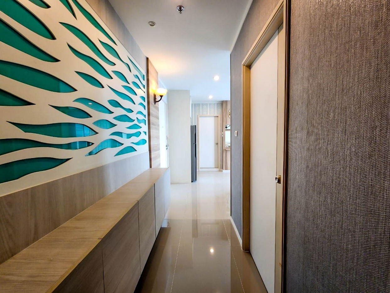 picture 2-Bed Sea View Condo for Sale at Lumpini Park Beach Jomtien - 5/12