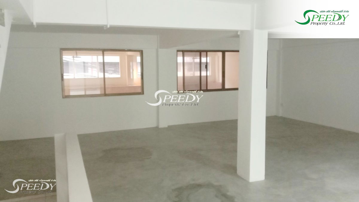 รูป ให้เช่าอาคารพาณิชย์ 3 ชั้นครึ่ง ซอยกิ่งแก้ว 32 สมุทรปราการ รีโนเวทแล้ว พร้อมใช้งาน - รูปที่ 5/9