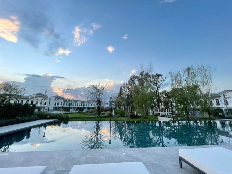 บ้านเดี่ยวให้เช่า : ให้เช่าบ้านเดี่ยว Indy 2 บางนา – รามคำแหง 2 บ้านสวยหลังใหญ่ พร้อมเฟอร์นิเจอร์ครบ อยู่ตรงข้ามคลับเฮ้าส์ & สวนโครงการ