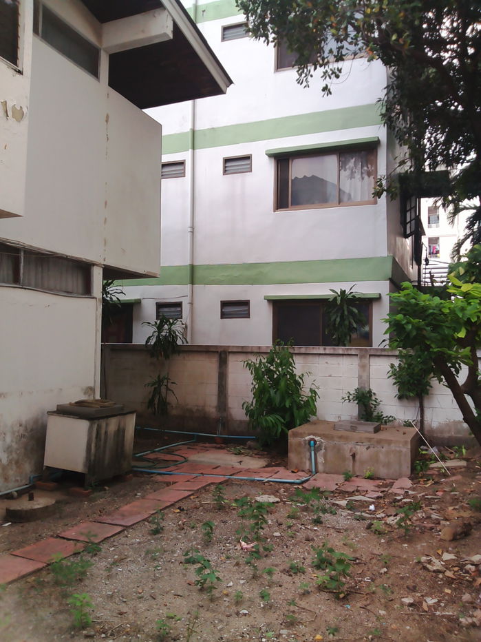 รูป ขายบ้านพระโขนง สามารถทำเป็นอพาร์ตเม้นท์5-7ชั้น ถนนในซอยลัดไปเส้นพัฒนาการได้   หรือที่พักอาศัย เข้าซอยไม่ลึก ใกล้สี่แยกคลองตัน-ถนนเพชรบุรี พระโขนง - รูปที่ 5/15