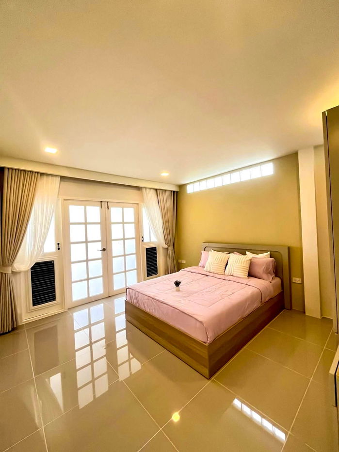 picture Corner Single House for Sale – Nern Plub Wan, East Pattaya - 5/10