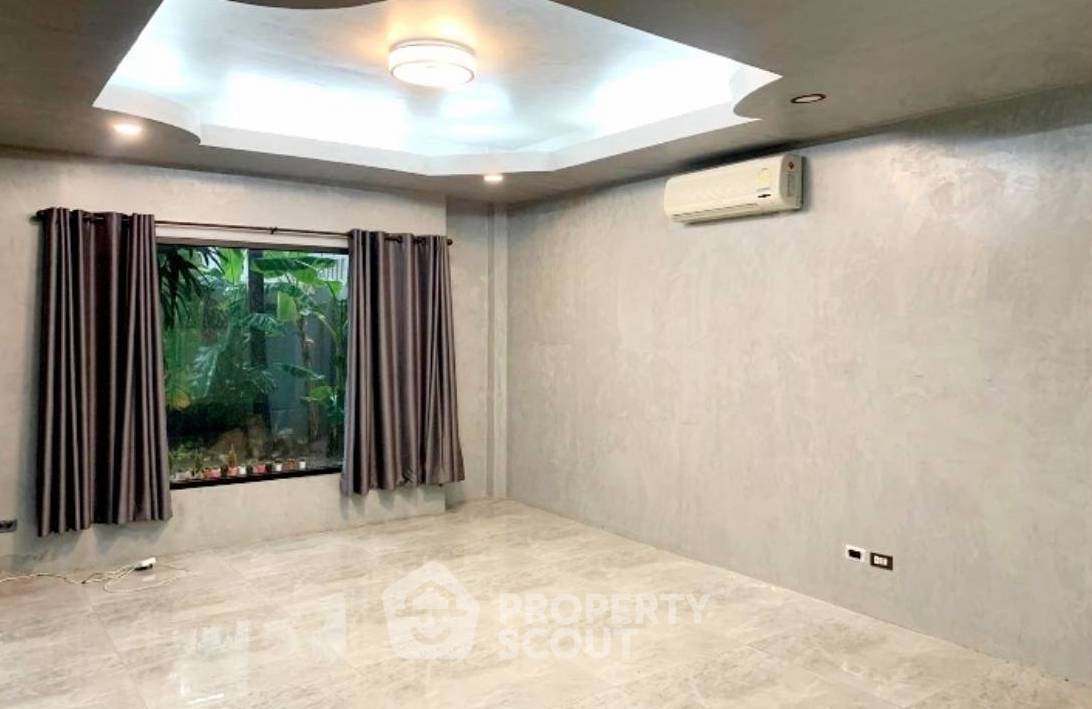 รูป บ้าน 3-ห้องนอน ใน พลับพลา (ID 1938083) - รูปที่ 6/7