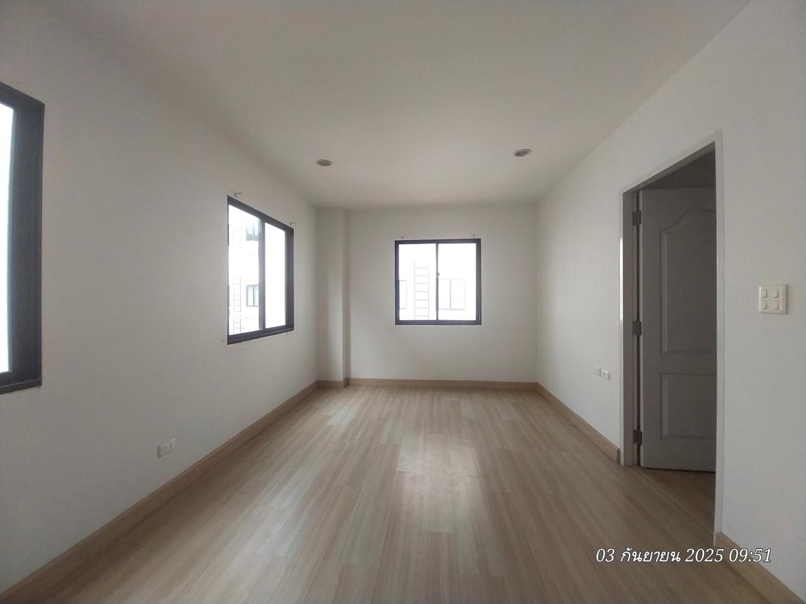 picture TOWN_HOUSE for sale Dok Mai Prawet Bangkok - 20/30