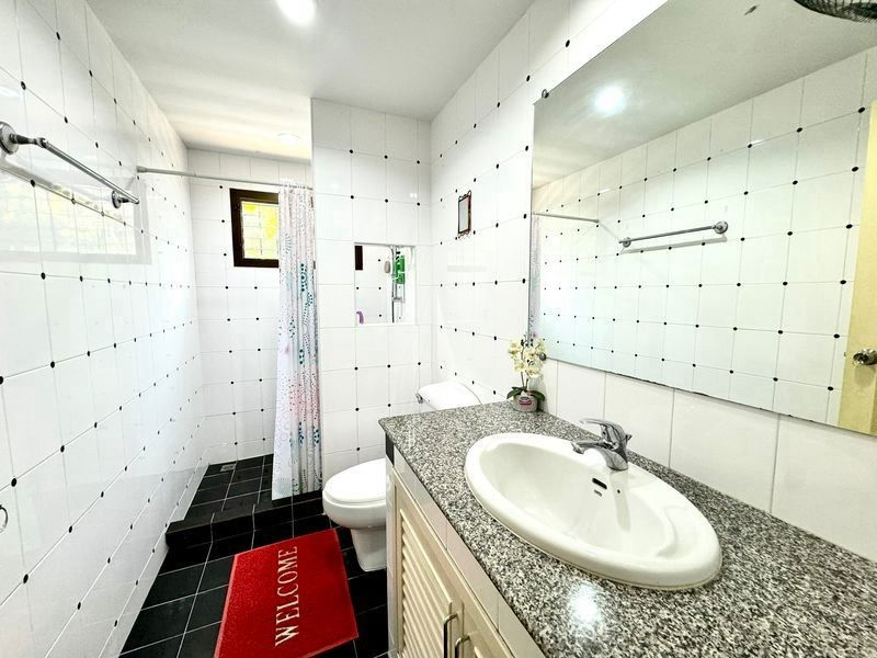 picture Single-Storey House for Sale in East Pattaya - 11/12