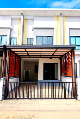 ทาวน์โฮม สถาบันเทคโนโลยีพระจอมเกล้าเจ้าคุณทหารลาดกระบัง : ทาวน์โฮมแปลงพิเศษ The Thamm 2 ลาดกระบัง เจ้าของขายเอง | หลังบ้านใหญ่ | ราคาดีที่สุดในโครงการ