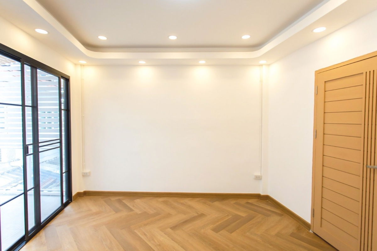 รูป 🏡 ขายทาวน์เฮ้าส์ 2 ชั้น ลาดพร้าว 🚇 ใกล้ รถไฟฟ้าสายสีเหลือง 🏥 ใกล้ โรงพยาบาลลาดพร้าว - รูปที่ 12/16