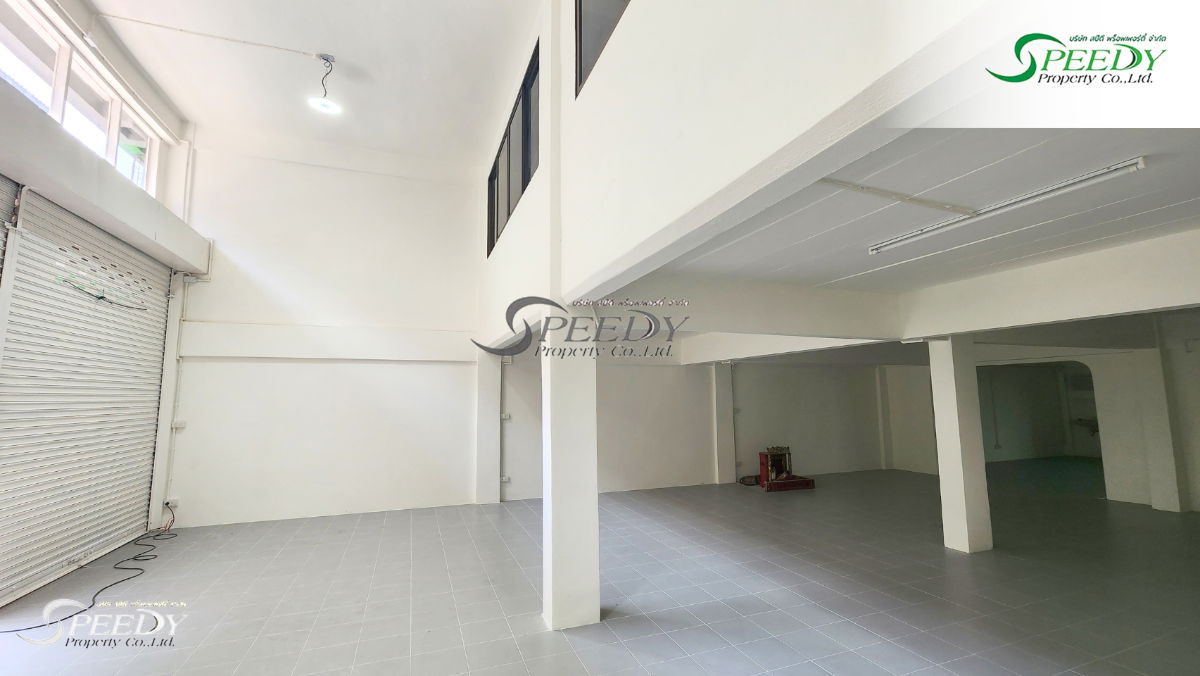 รูป ให้เช่าอาคารพาณิชย์ 3 ชั้นครึ่ง ซอยกิ่งแก้ว 32 สมุทรปราการ รีโนเวทแล้ว พร้อมใช้งาน - รูปที่ 2/9