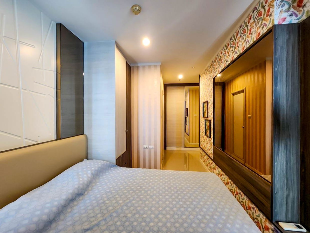 picture 2-Bed Sea View Condo for Sale at Lumpini Park Beach Jomtien - 8/12