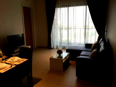 Condos for rent : Condo for Rent: The Lofts Ekkamai Near BTS Ekkamai