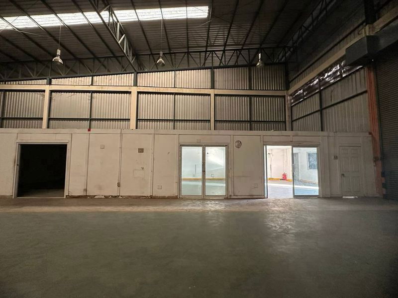 รูป ปล่อยเช่าโกดัง ติดถนนมอเตอร์เวย์ บางพระ ชลบุรี - รูปที่ 15/15